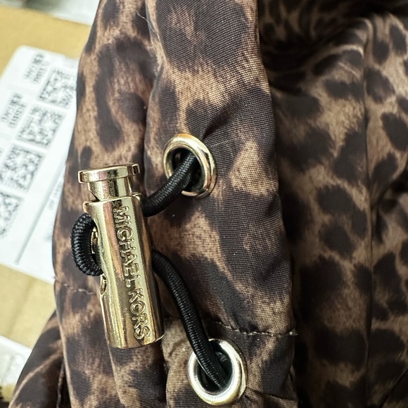 Michael Kors Leopard puffer coat 1X - Picture 5 of 7